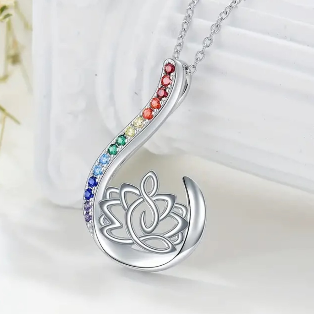 Lotus Rainbow Chakra necklace - Picture 3 of 4